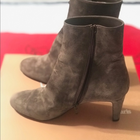 Authentic Christian Louboutin suede gray boots - Picture 6 of 7